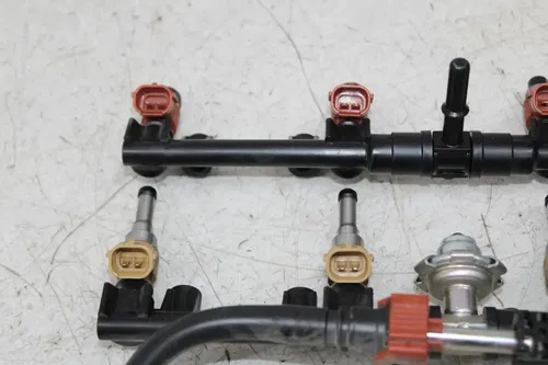 15-19 YAMAHA YZF R1 GAS FUEL PRIMARY SECONDARY INJECTOR INJECTORS W/ RAIL