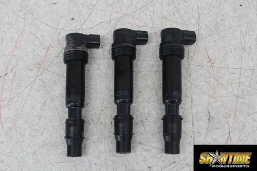 23-24 TRIUMPH STREET TRIPLE 765 IGNITION COILS COIL SPARK PLUG CAPS