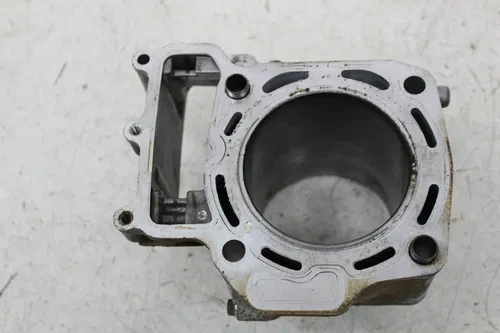 09 KAWASAKI BRUTE FORCE 650 KVF650 4X4 FRONT ENGINE CYLINDER PISTON BLOCK JUG