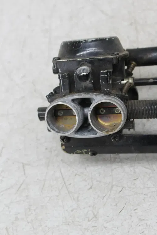 1982 SUZUKI GS550E CARB CARBURETOR FOR PARTS
