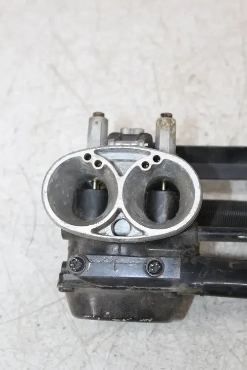 1982 SUZUKI GS550E CARB CARBURETOR FOR PARTS