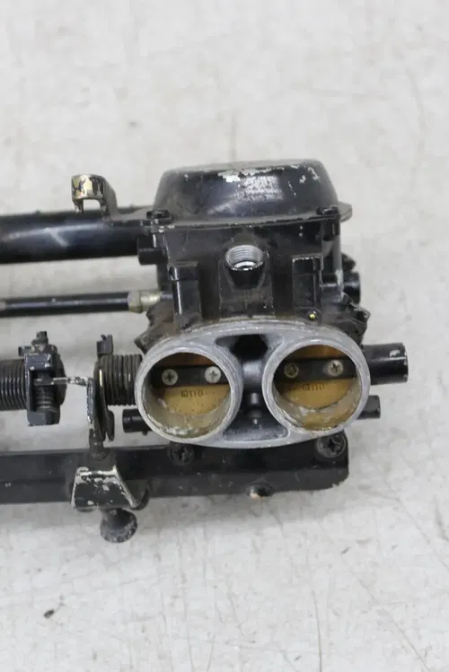 1982 SUZUKI GS550E CARB CARBURETOR FOR PARTS
