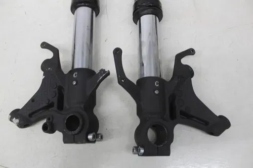 20-24 Yamaha Yzf R1 Complete Front Forks shocks Suspension Triple Tree (read)