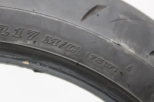 dunlop sportmax roadsport2 190/55zr 17 m/c (75w) rear back tire (tread:6/32nds)