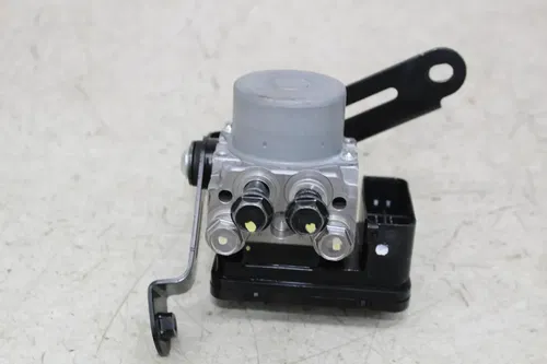 24 KAWASAKI NINJA ZX4R ABS PUMP UNIT MODULE