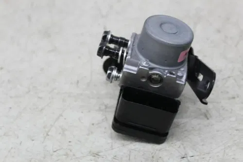 24 KAWASAKI NINJA ZX4R ABS PUMP UNIT MODULE