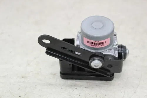 24 KAWASAKI NINJA ZX4R ABS PUMP UNIT MODULE