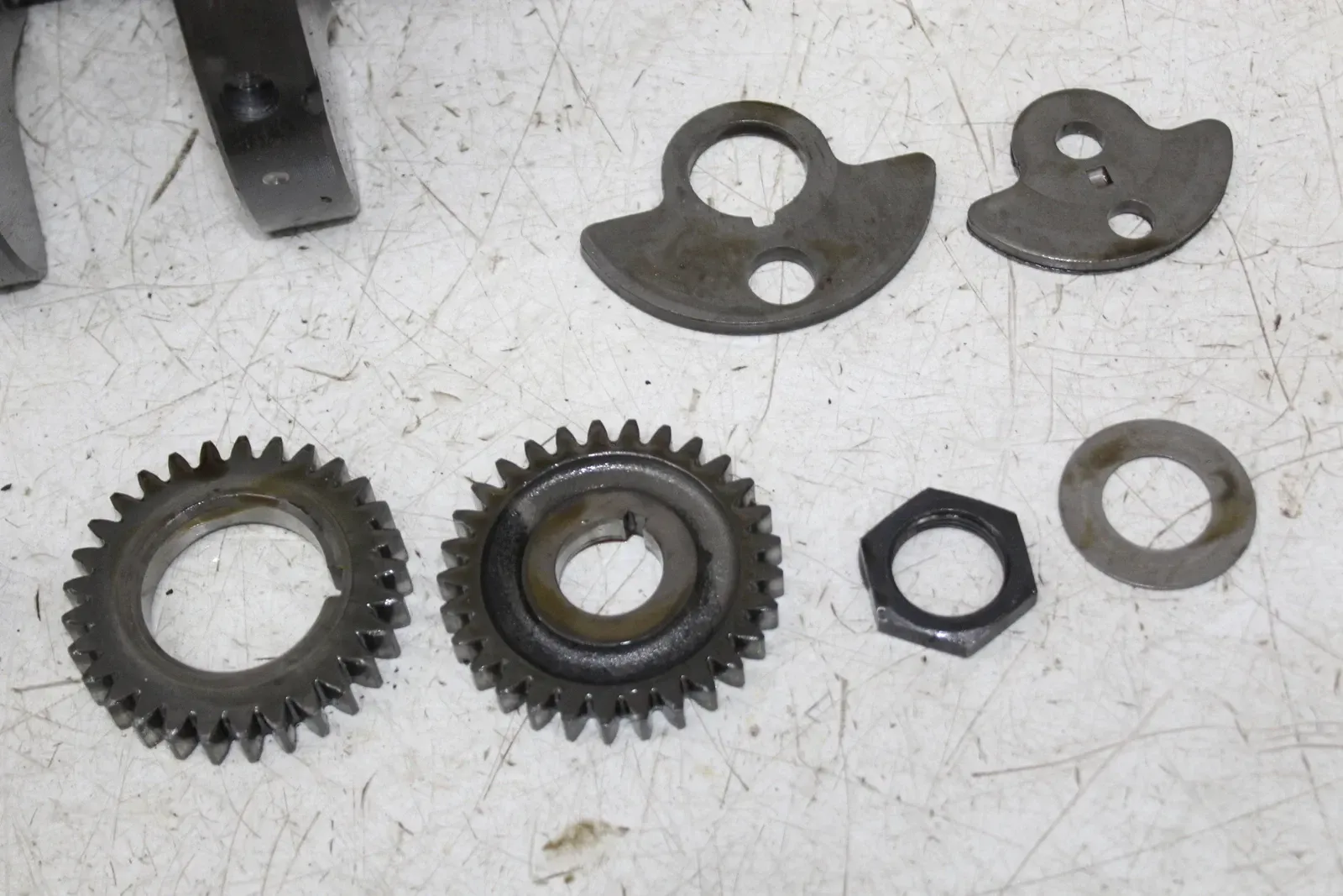 01-05 APRILIA RST1000 FUTURA ENGINE MOTOR CRANKSHAFT CRANK SHAFT BALANCER