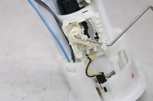 09-17 YAMAHA FZ6R FUEL PUMP GAS PETROL SENDER UNIT *TESTED*