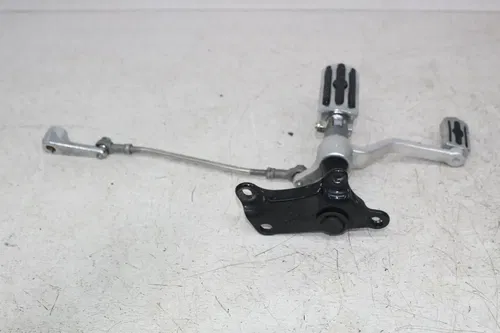2001  HARLEY-DAVIDSON SPORTSTER XL883 LEFT FRONT FOOT REST PEG STEP SHIFTER