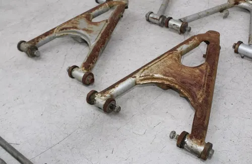 87-90 YAMAHA WARRIOR 350 FRONT UPPER LOWER RIGHT LEFT CONTROL A ARM HUBS ASSY