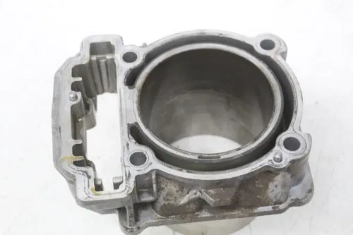16 Can-am Commander 800r Xt Engine Motor front Cylinder Jug Piston Block