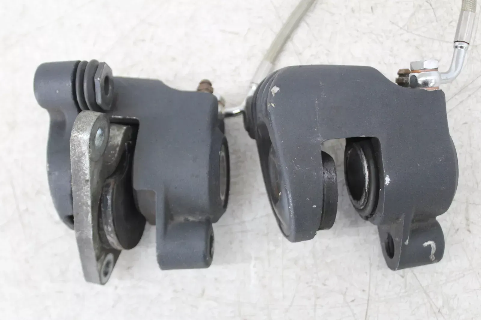 86 HARLEY-DAVIDSON TOUR GLIDE CLASSIC FLTC RIGHT LEFT FRONT BRAKE CALIPER SET