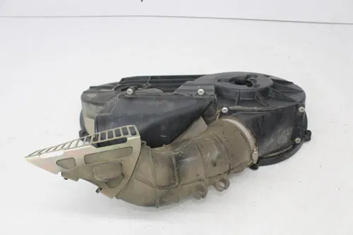 14-22 Polaris Rzr Xp 1000 Eps engine inner Side clutch Cover