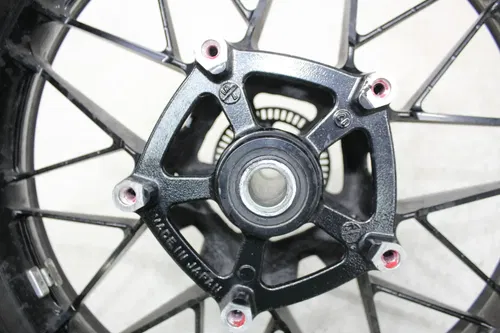 18-21 KAWASAKI Z900RS Z900 CAFE FRONT WHEEL RIM (STRAIGHT)