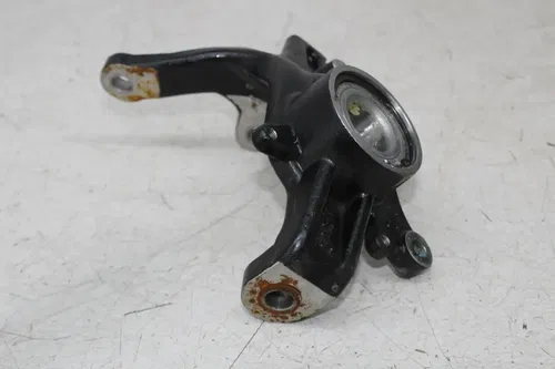 24 CF-MOTO UFORCE 600 FRONT RIGHT STEERING SPINDLE KNUCKLE