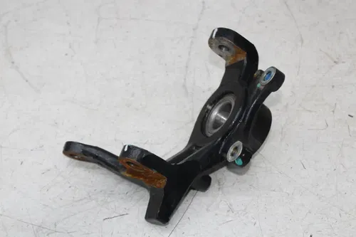 24 CF-MOTO UFORCE 600 FRONT RIGHT STEERING SPINDLE KNUCKLE