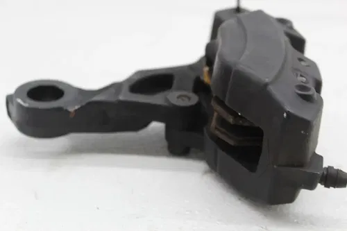07-11 HARLEY-DAVIDSON STREET GLIDE FLHX REAR BACK BRAKE CALIPER W MOUNT BRACKET