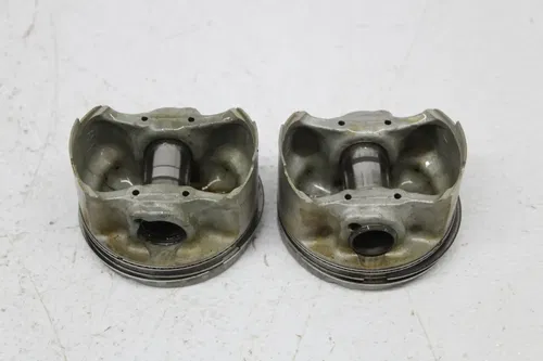 1987 YAMAHA FZ700 ENGINE MOTOR BLOCK PISTON W/ RODS