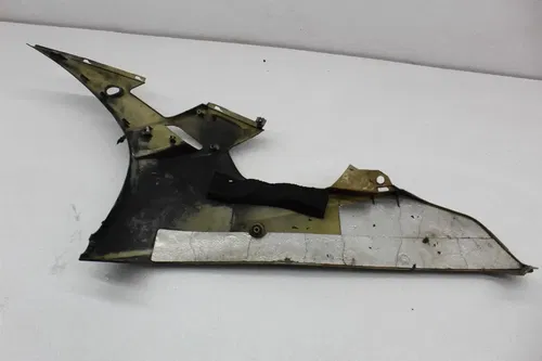 06-07 YAMAHA YZF R6 RIGHT MID LOWER BELLY SIDE FAIRING COWL COVER