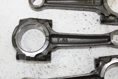 85-86 YAMAHA MAXIM 700 XJ700 CONNECTING PISTON ROD SET