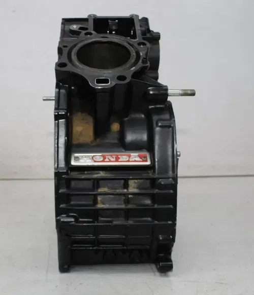82 HONDA CX500 TURBO ENGINE MOTOR CRANKCASE CRANK CASES BLOCK (SEE DESCP)