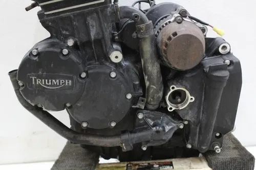 95 TRIUMPH SPEED TRIPLE 900 ENGINE MOTOR CYLINDER HEAD CASES CRANK TRANSMISSION
