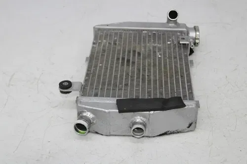 00-01 HONDA RVT1000R RC51 SP1 ENGINE RIGHT RADIATOR MOTOR COOLING RADIATER