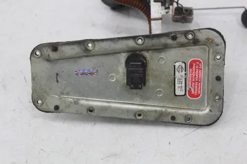 00-06 Harley-davidson Softail Deuce Efi Fxstdi Fuel Pump Gas Sending Unit Mount