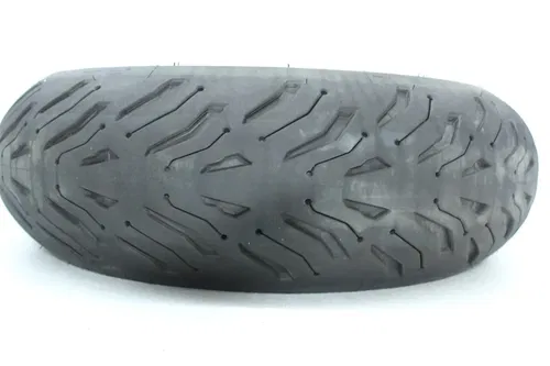 MICHELIN ROAD 6 GT 190/50 ZR17 M/C (73W) 2CT REAR BACK TIRE (TREAD:7/32NDS)