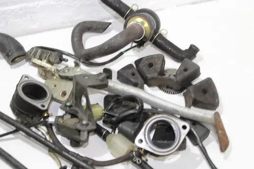 1993 KAWASAKI NINJA ZX6 ZX600E PARTS AND HARDWARE NUTS BOLTS