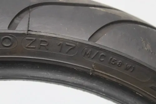 MICHELIN PILOT POWER 120/70 ZR17 M/C (58W) FRONT TIRE (TREAD:2/32NDS)