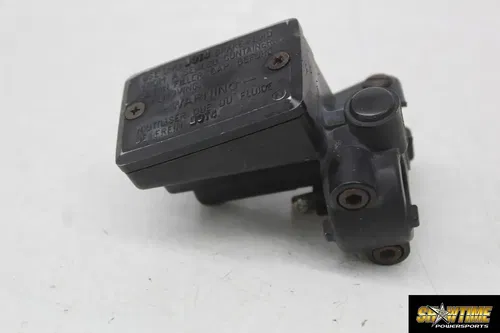 93-01 Kawasaki Ninja Zx11 Front Brake Master Cylinder (read)