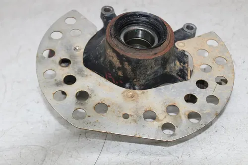 16-18 YAMAHA WOLVERINE YXE700 FRONT LEFT AXLE CARRIER KNUCKLE