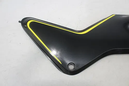 18-23 HUSQVARNA SVARTPILEN 401 RIGHT GAS TANK FUEL CELL PANEL COVER TRIM COWL