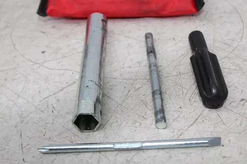 02-04 DUCATI MONSTER 620 IE STOCK TOOLS OEM TOOL BAG KIT SET