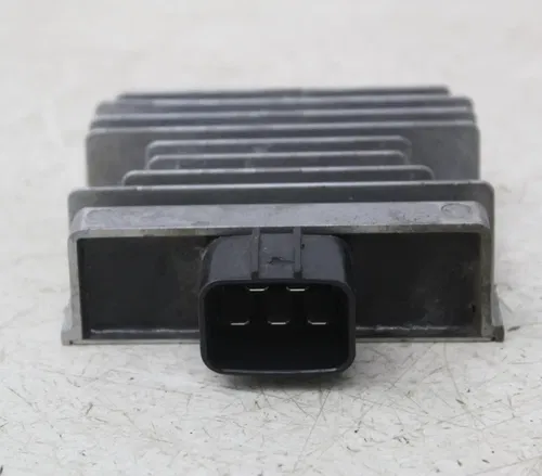 24 KAWASAKI NINJA ZX4R RECTIFIER VOLTAGE REGULATOR (SEE DESCP)