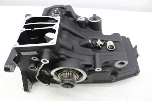 17-23 HARLEY DAVIDSON FLTRX ROAD GLIDE 114CI M8 ENGINE TRANSMISSION CASE HOUSING