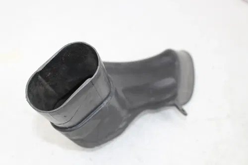 2005 SUZUKI HAYABUSA GSX1300R RIGHT LEFT AIR INTAKE DUCTS