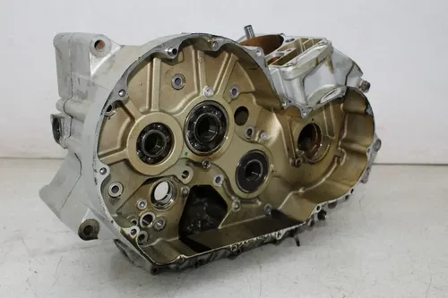 10 HONDA SABRE 1300 VT1300CS ENGINE MOTOR CRANKCASE CRANK CASES BLOCK