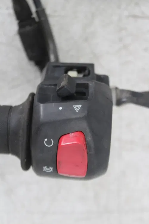 07-08 SUZUKI BURGMAN 400 AN400 LEFT RIGHT HORN SIGNALS LIGHT CUTOFF SWITCHES