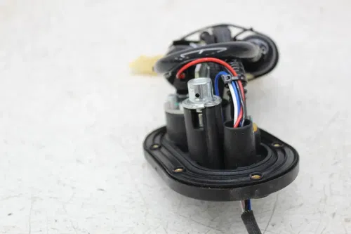 21-23 MOTO GUZZI V7 STONE PETROL FUEL GAS PUMP