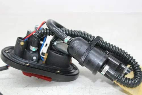 21-23 MOTO GUZZI V7 STONE PETROL FUEL GAS PUMP