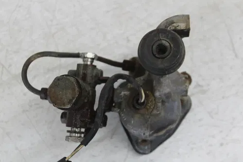 82-83 YAMAHA MAXIM 750 XJ750 RIGHT LEFT REARSET W FOOT PEGS BRAKE MASTER CALIPER