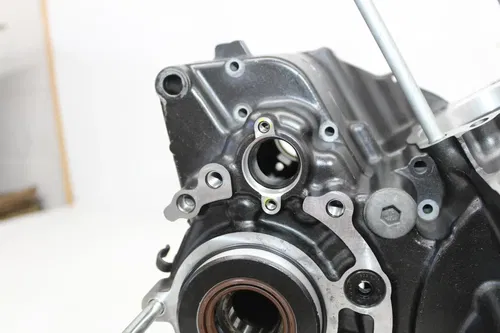 2012 YAMAHA RAIDER XV1900CBCS ENGINE MOTOR CRANKCASE CRANK CASES BLOCK