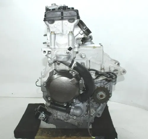 16-20 KAWASAKI NINJA ZX10R ENGINE MOTOR CYLINDER HEAD CASE CRANK *STRONG RUNNER*