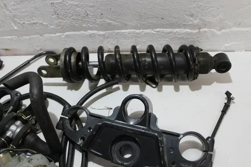 1993 KAWASAKI NINJA ZX6 ZX600E PARTS AND HARDWARE NUTS BOLTS