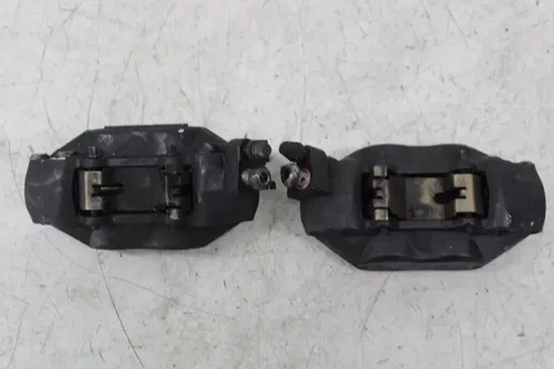 11 BMW F800R BREMBO RIGHT LEFT FRONT BRAKE CALIPER SET PAIR CALIPERS (SEE DESCP)