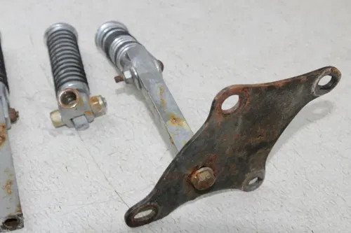 74 HARLEY-DAVIDSON SPORTSTER IRONHEAD 1000 FRONT REAR FOOT RESTS PEGS STEPS SET