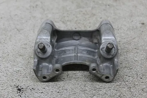 1985 YAMAHA VMAX 1200 VMX1200 HANDLE BAR CENTER MOUNT BRACKET